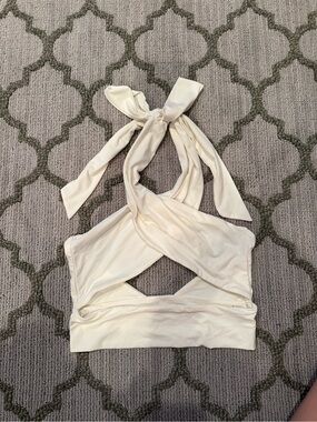 Tiger Mist Cream Twist Halter Crop Top